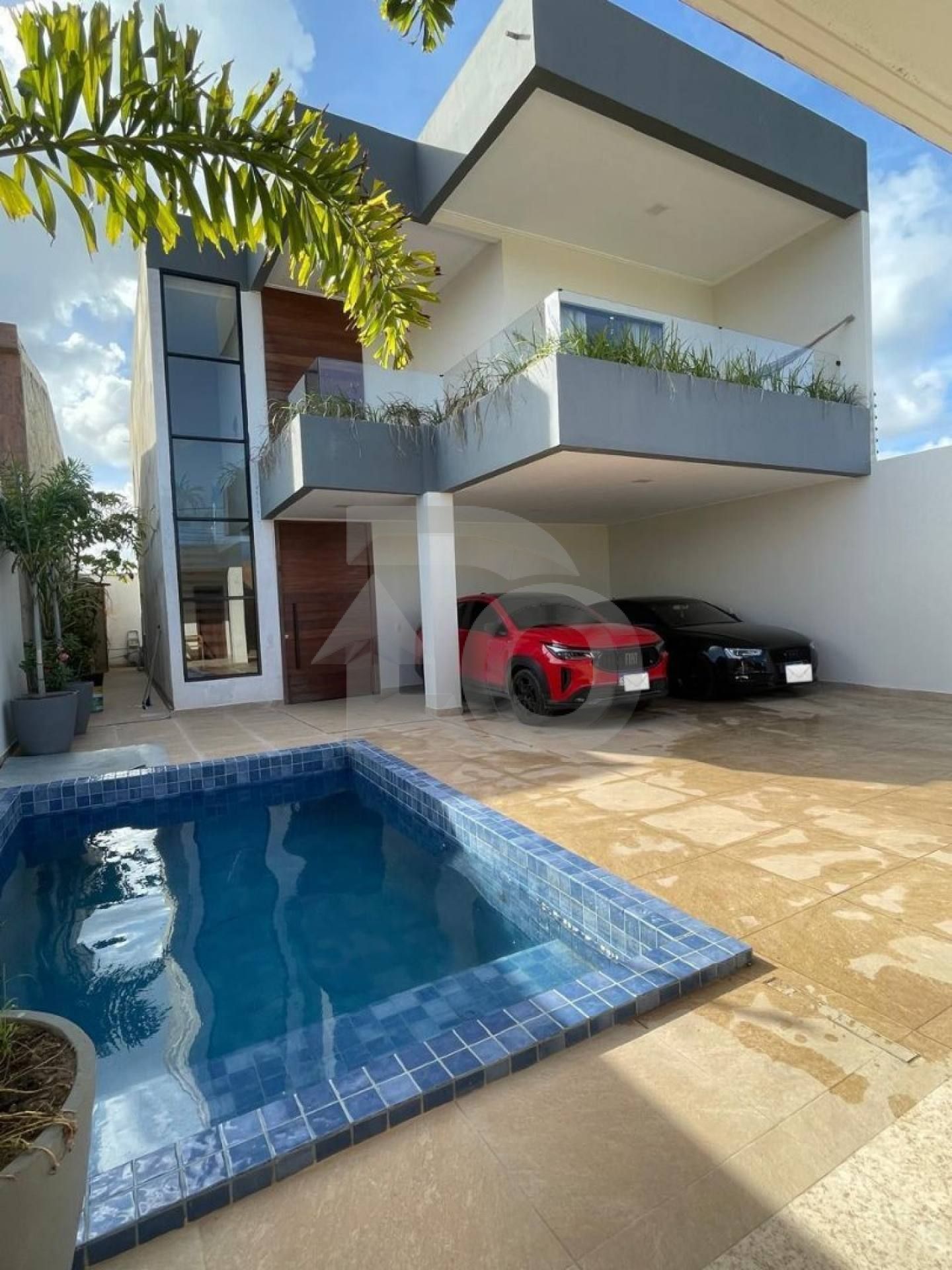 Casa Para Vender com 5 Quartos, sendo 1 suíte no Bairro São José dos Náufragos.