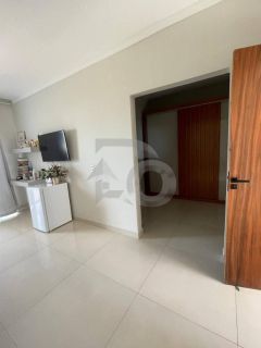 Casa Para Vender com 5 Quartos, sendo 1 suíte no Bairro São José dos Náufragos.