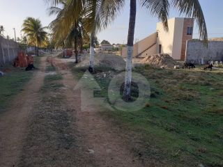 Lote/Terreno em Rua Pública Para Vender no Bairro São José dos Náufragos