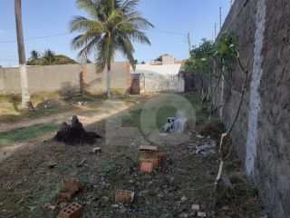 Lote/Terreno em Rua Pública Para Vender no Bairro São José dos Náufragos
