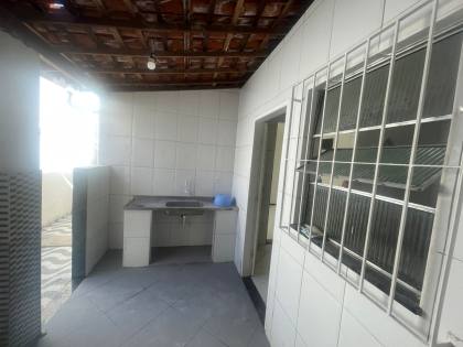 Casa Para Vender com 3 quartos 2 suítes no bairro Aruana em Aracaju