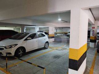 Apartamento com 3 Quartos com Portaria Fechada no Edifício Parque Arena