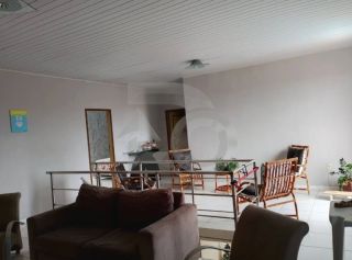 Casa Para Vender com 4 quartos 2 suítes no bairro Santa Maria em Aracaju