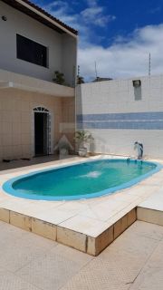 Casa Para Vender com 4 quartos 2 suítes no bairro Santa Maria em Aracaju