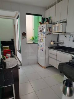 Casa de Condomínio Para Vender com 4 quartos 1 suítes no bairro Coroa do Meio em Aracaju