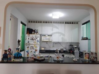 Casa de Condomínio Para Vender com 4 quartos 1 suítes no bairro Coroa do Meio em Aracaju