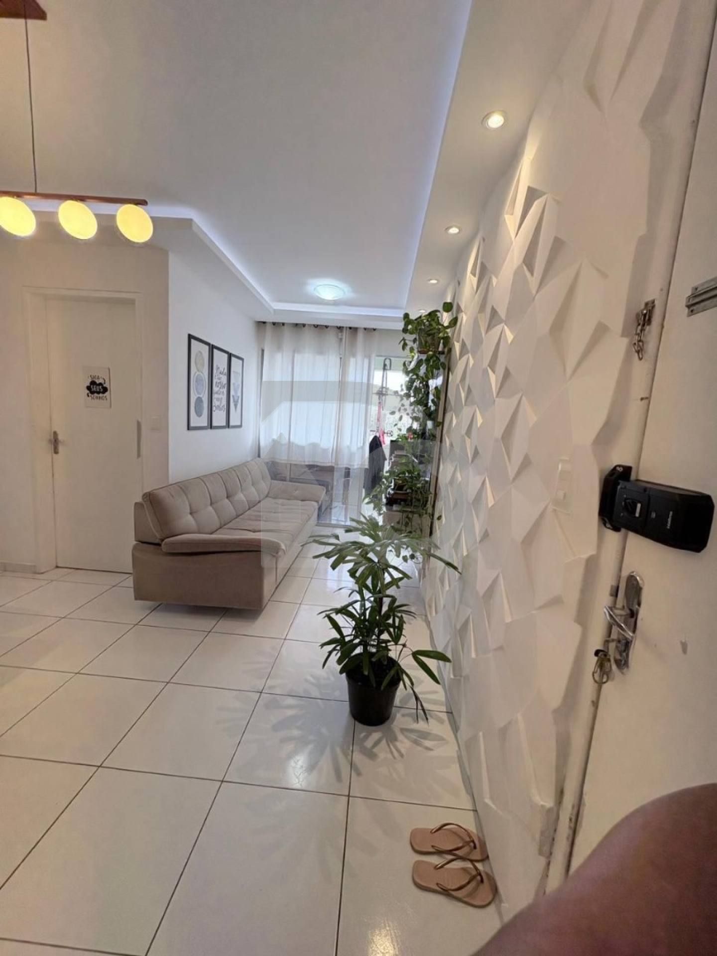 Apartamento Para Vender com 2 Quartos no Bairro Marivan em Aracaju