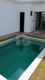 Casa de Condomínio Para Vender com 3 quartos sendo 1 suíte na Barra dos Coqueiros