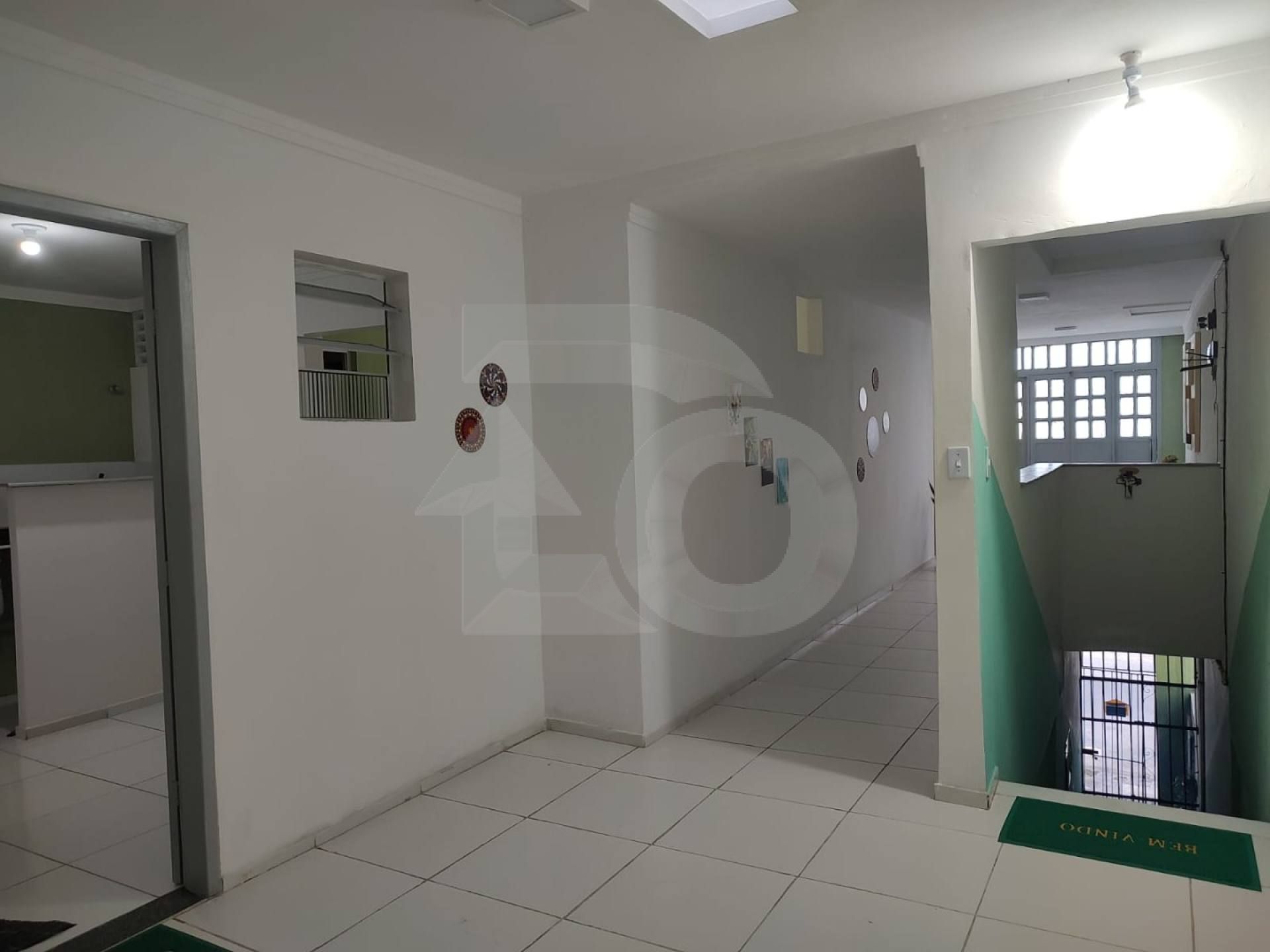 Ponto Comercial mais 4 kitnets, para vender no Bairro 18 do Forte em Aracaju