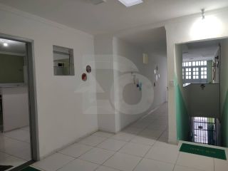 Ponto Comercial mais 4 kitnets, para vender no Bairro 18 do Forte em Aracaju