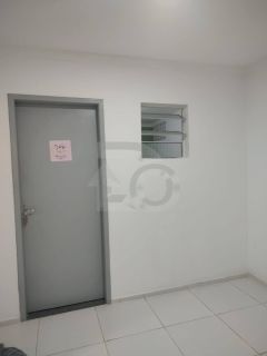 Ponto Comercial mais 4 kitnets, para vender no Bairro 18 do Forte em Aracaju