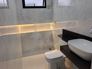 Casa de Condomínio Para Vender com 3 Quartos, sendo 3 Suítes no Bairro Capuã na Barra Dos Coqueiros