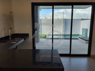 Casa de Condomínio Para Vender com 3 Quartos, sendo 3 Suítes no Bairro Capuã na Barra Dos Coqueiros