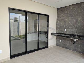 Casa de Condomínio Para Vender com 3 Quartos, sendo 3 Suítes no Bairro Capuã na Barra Dos Coqueiros