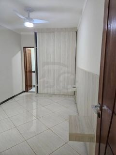 Casa Para Vender com 3 quartos 1 suítes no bairro Atalaia em Aracaju