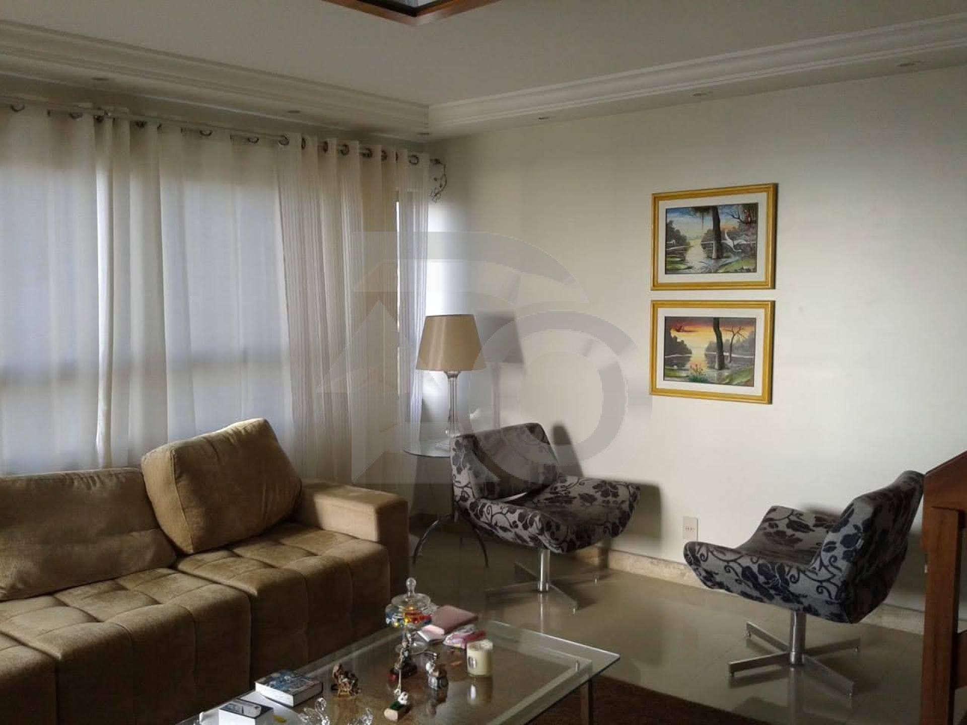 Apartamento Para Vender com 4 Quartos, sendo 3 Suítes no Bairro Grageru em Aracaju