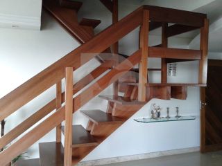 Apartamento Para Vender com 4 Quartos, sendo 3 Suítes no Bairro Grageru em Aracaju