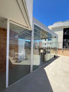 Apartamento Para Vender com 4 Quartos, sendo 3 Suítes no Bairro Grageru em Aracaju