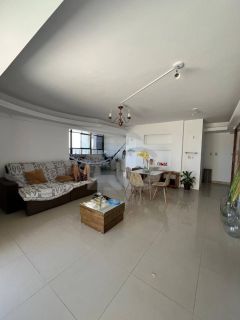Apartamento Para Vender com 4 Quartos, sendo 3 Suítes no Bairro Grageru em Aracaju