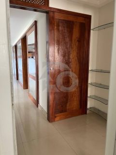 Apartamento Para Vender com 4 Quartos, sendo 3 Suítes no Bairro Grageru em Aracaju