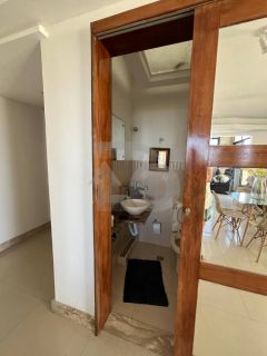 Apartamento Para Vender com 4 Quartos, sendo 3 Suítes no Bairro Grageru em Aracaju