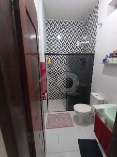 Casa Para Vender com 3 Quartos, sendo 1 Suíte no Bairro Lamarão em Aracaju