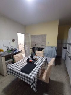 Casa Para Vender com 3 Quartos, sendo 1 Suíte no Bairro Lamarão em Aracaju