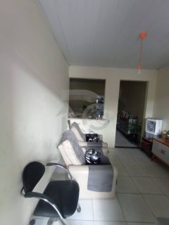 Casa Para Vender com 3 Quartos, sendo 1 Suíte no Bairro Lamarão em Aracaju