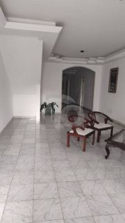 Casa para vender com 5 Quartos, sendo 1 Suíte no Bairro Coroa do Meio em Aracaju