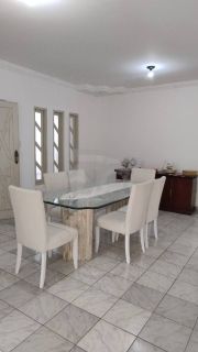 Casa para vender com 5 Quartos, sendo 1 Suíte no Bairro Coroa do Meio em Aracaju