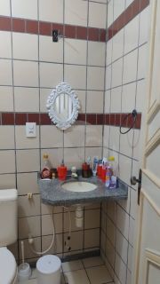 Casa para vender com 5 Quartos, sendo 1 Suíte no Bairro Coroa do Meio em Aracaju