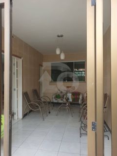 Casa para vender com 3 Quartos, 1 Suíte no Bairro Grageru em Aracaju