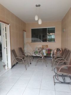 Casa para vender com 3 Quartos, 1 Suíte no Bairro Grageru em Aracaju