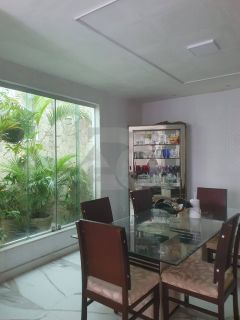 Casa para vender com 3 Quartos, 1 Suíte no Bairro Grageru em Aracaju