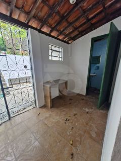 Casa Para Vender com 3 Quartos no Bairro Getúlio Vargas em Aracaju