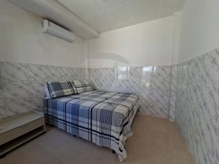 Casa para vender com 4 Quartos, sendo 1 Suíte no Bairro Atalaia em Aracaju