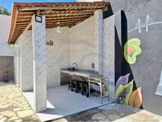 Casa para vender com 4 Quartos, sendo 1 Suíte no Bairro Atalaia em Aracaju