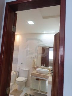 Casa Duplex para vender com 5 Quartos, sendo 2 Suítes no Bairro Centro na Barra Dos Coqueiros