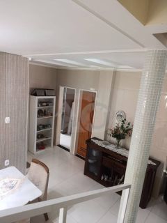 Casa Duplex para vender com 5 Quartos, sendo 2 Suítes no Bairro Centro na Barra Dos Coqueiros