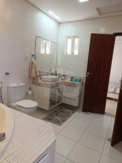 Casa Duplex para vender com 5 Quartos, sendo 2 Suítes no Bairro Centro na Barra Dos Coqueiros