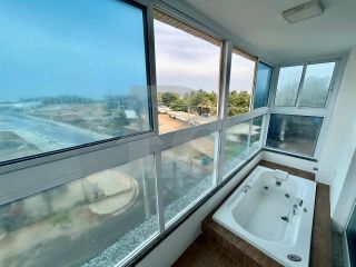 Apartamento para vender com 2 Quartos, sendo 1 Suíte no Bairro Atalaia em Aracaju