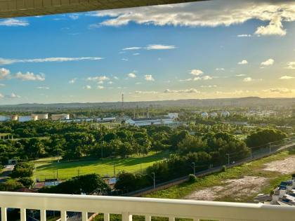 Apartamento para vender com 2 Quartos, sendo 1 Suíte no Bairro Atalaia em Aracaju