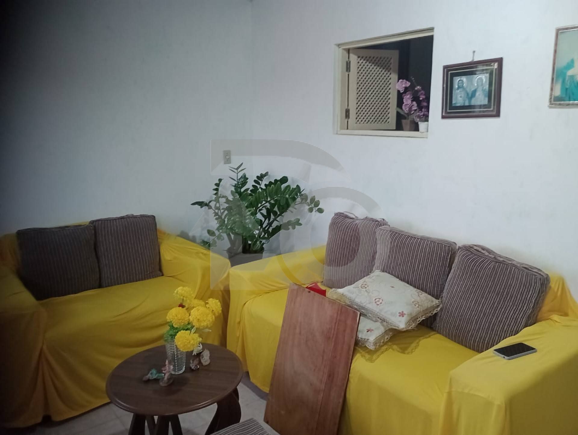 Casa para vender com 3 Quartos no Bairro Dezoito do Forte em Aracaju
