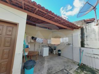 Casa para vender com 3 Quartos, sendo 1 Suíte no Bairro Jabotiana em Aracaju