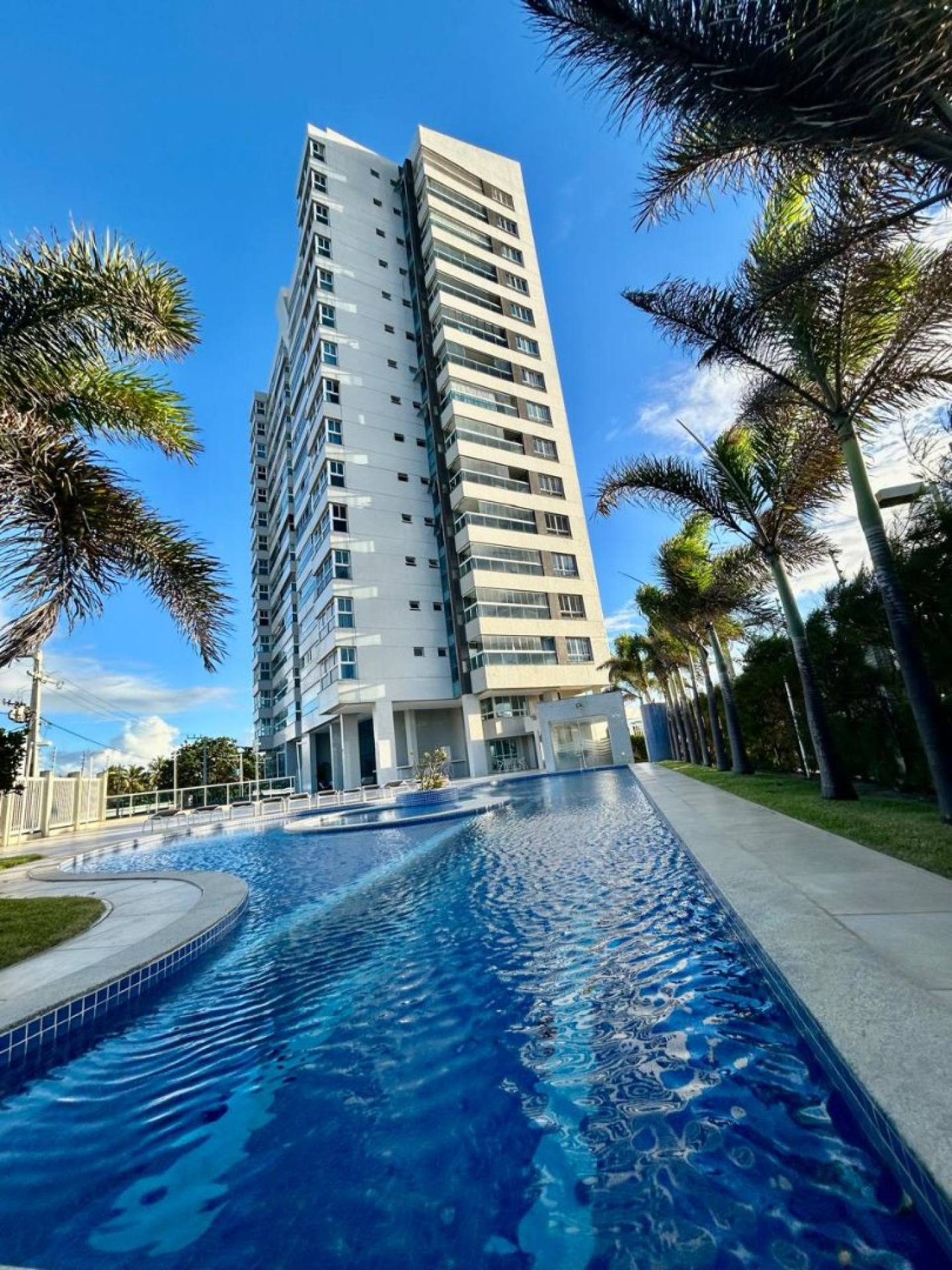 Apartamento no Condomínio Inovatto - com Jacuzzi Vista Mar no Bairro Atalaia