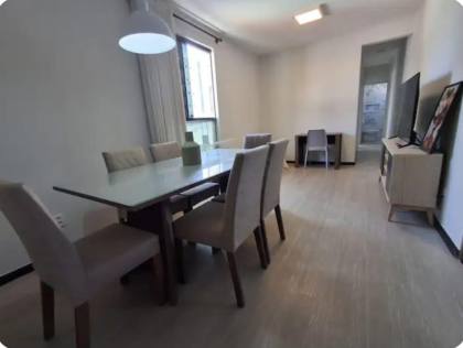Apartamento Amplo e Confortável no Bairro Atalaia em Aracaju