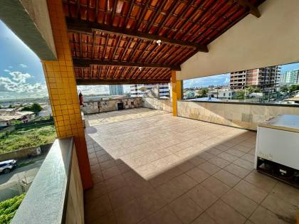 Apartamento Amplo e Confortável no Bairro Atalaia em Aracaju