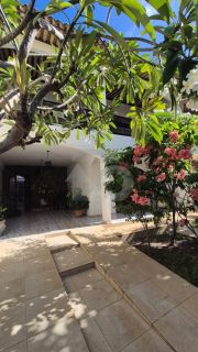 Casa para vender com 5 Quartos, sendo 2 Suítes no Bairro Atalaia em Aracaju