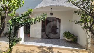 Casa para vender com 5 Quartos, sendo 2 Suítes no Bairro Atalaia em Aracaju