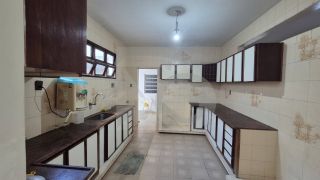 Casa para vender com 5 Quartos, sendo 2 Suítes no Bairro Atalaia em Aracaju